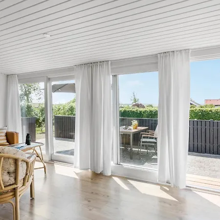 Beautiful In With House Sea View סלאגלסה